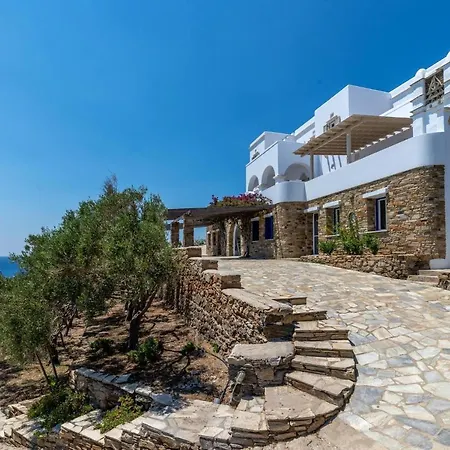 La Chapelle Complex In Tinos *